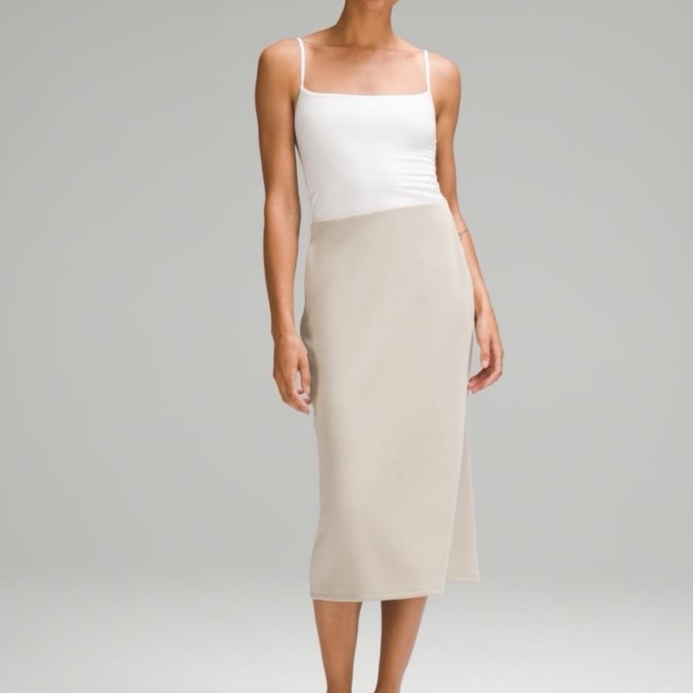 Elegant Cream Midi Skirt